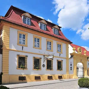 Hotel Romantik Zehntkeller, Iphofen